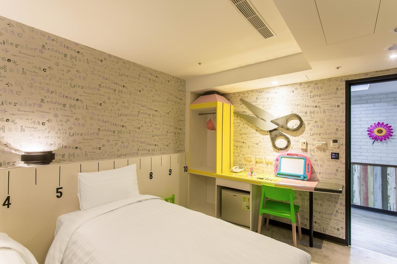 Rf Hotel - Sanchong Taipei Esterno foto