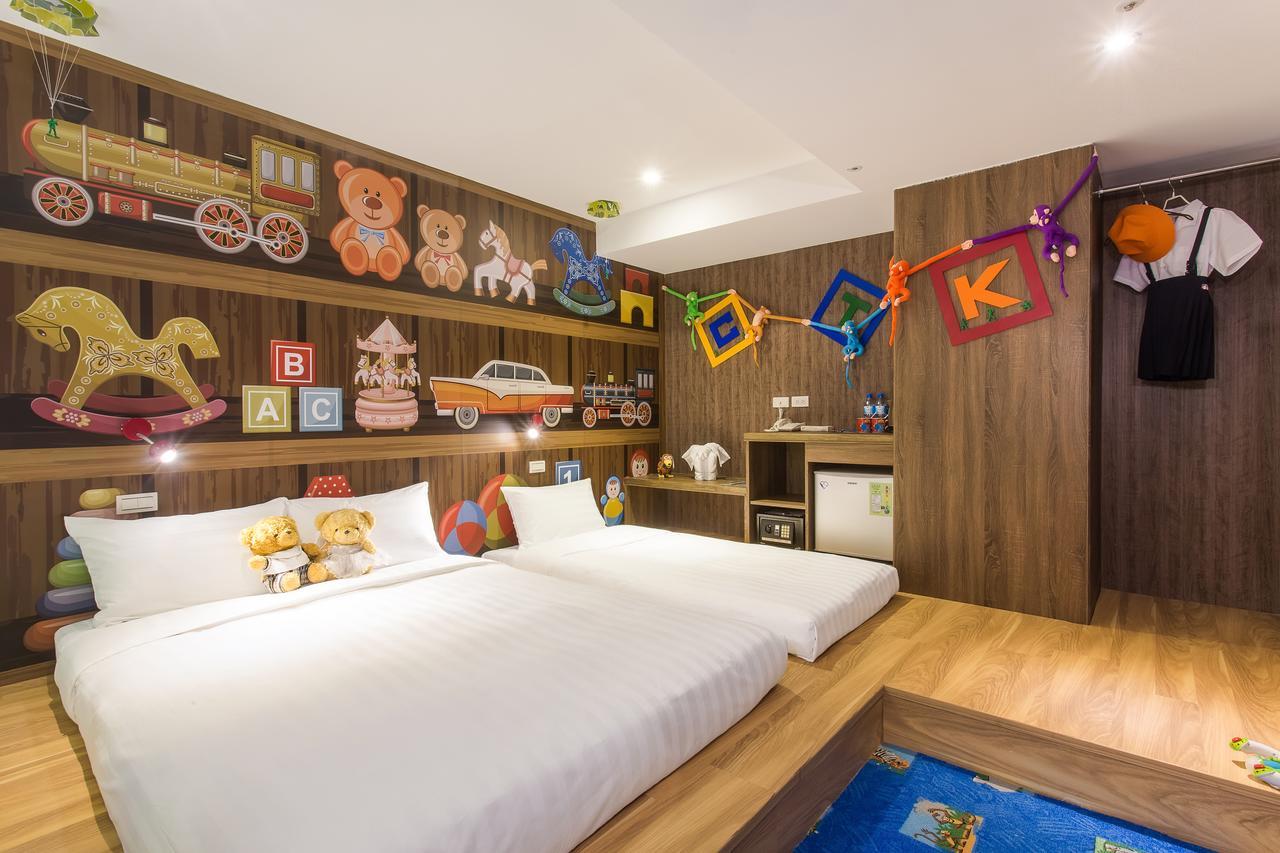 Rf Hotel - Sanchong Taipei Esterno foto